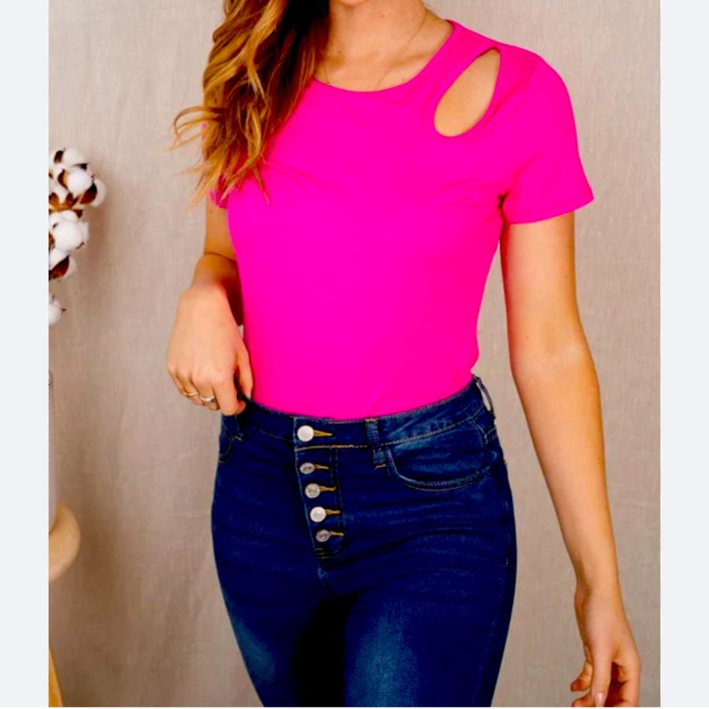 Faded Rose short sleeves hot pink bodysuit with round neck, relaxed fit.